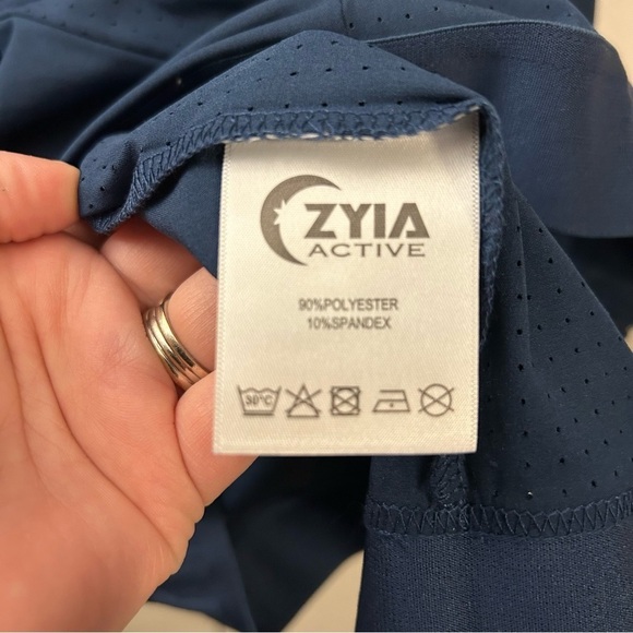 ZYIA Active navy lightweight zip up coat perforated w/spellout - Picture 6 of 7